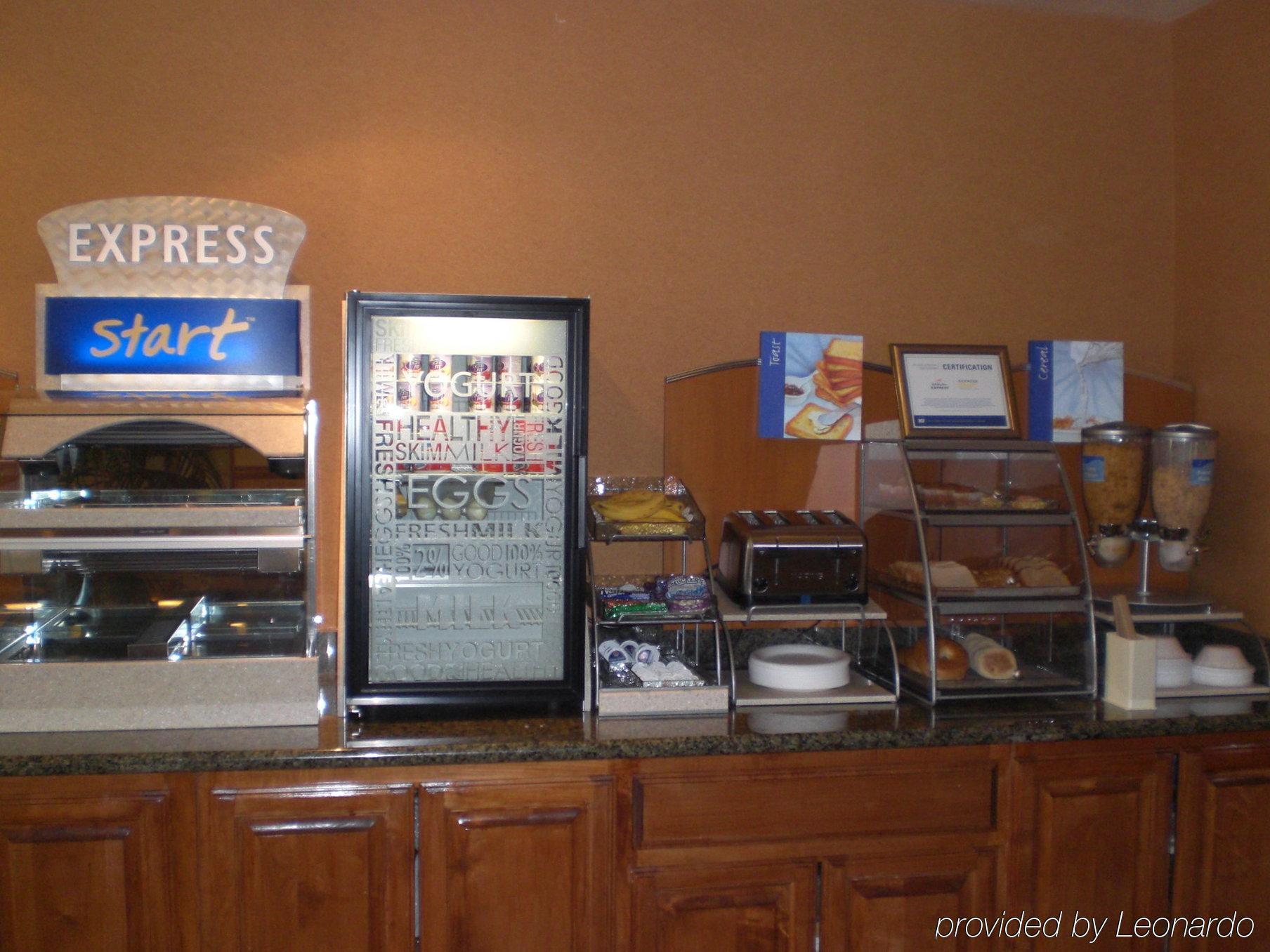 Hotel Express And By Ihg Alice