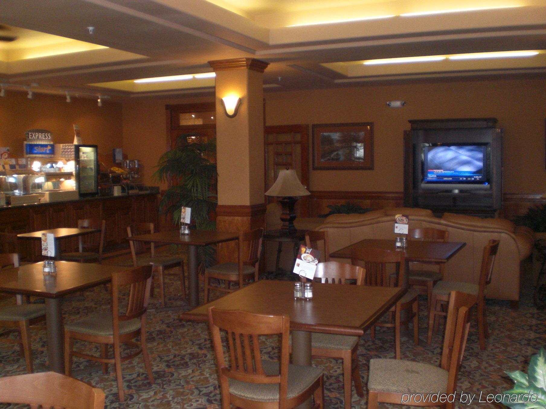 Express And By Ihg 3* Alice
