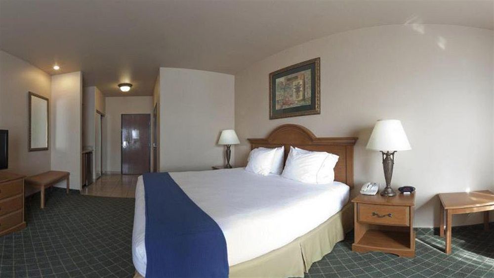 Express And By Ihg