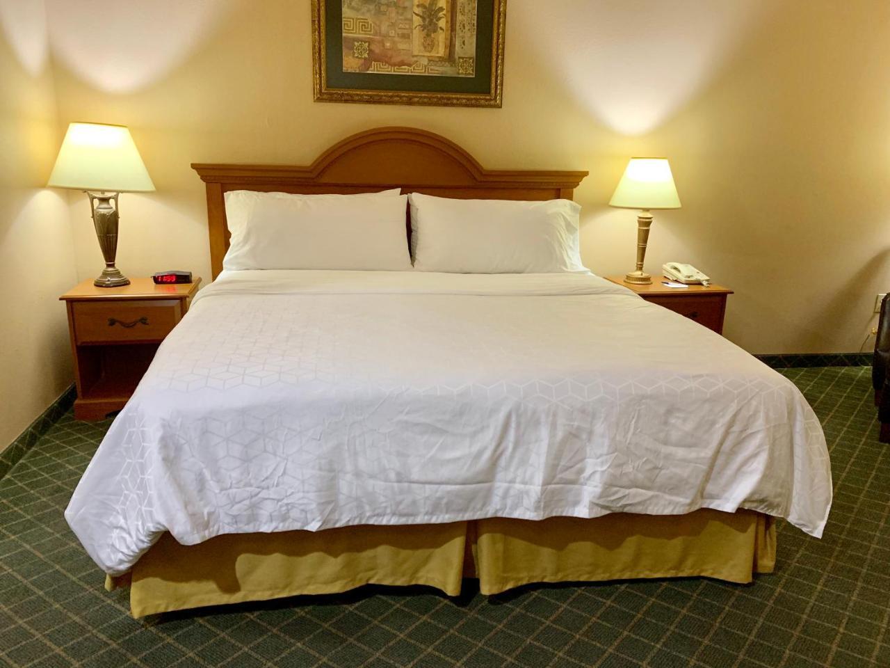 Hotel Express And By Ihg Alice