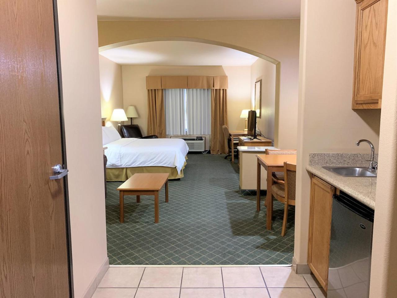 Holiday Express And By Ihg 3* Alice