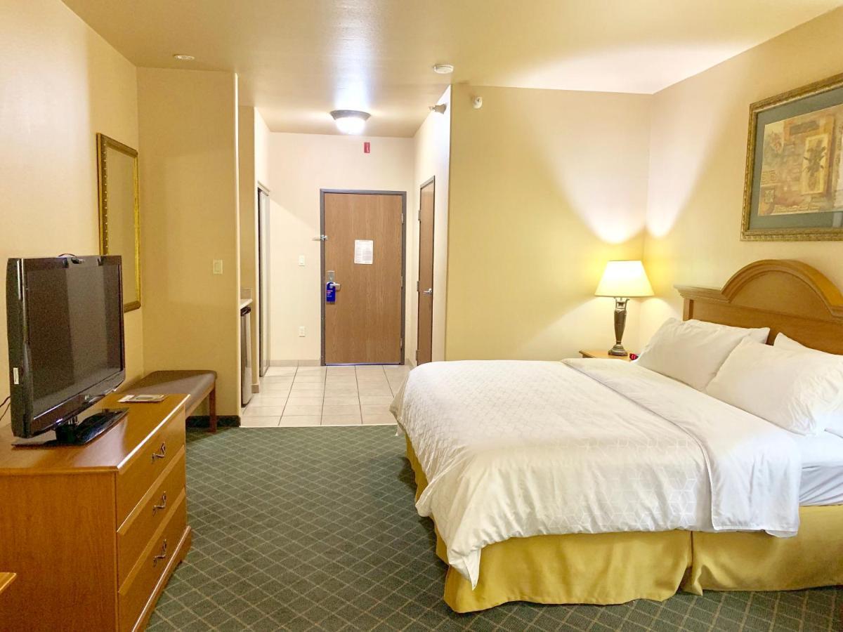 Express And By Ihg 3* Alice