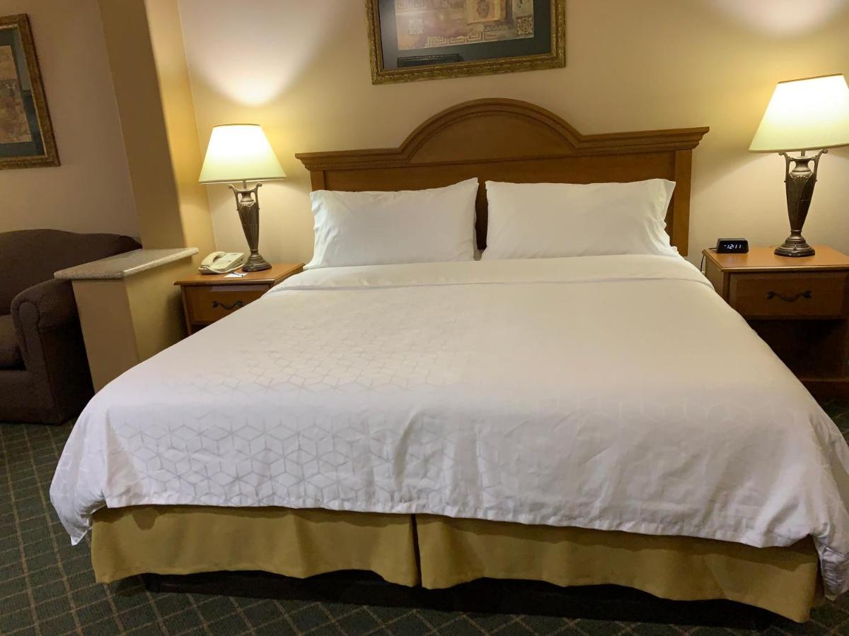 Express And By Ihg Hotel Alice